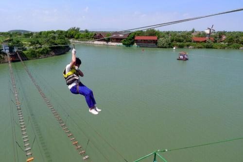 [蘇州太湖綠光農(nóng)場拓展基地]+ 致青春無悔！一日拓展活動